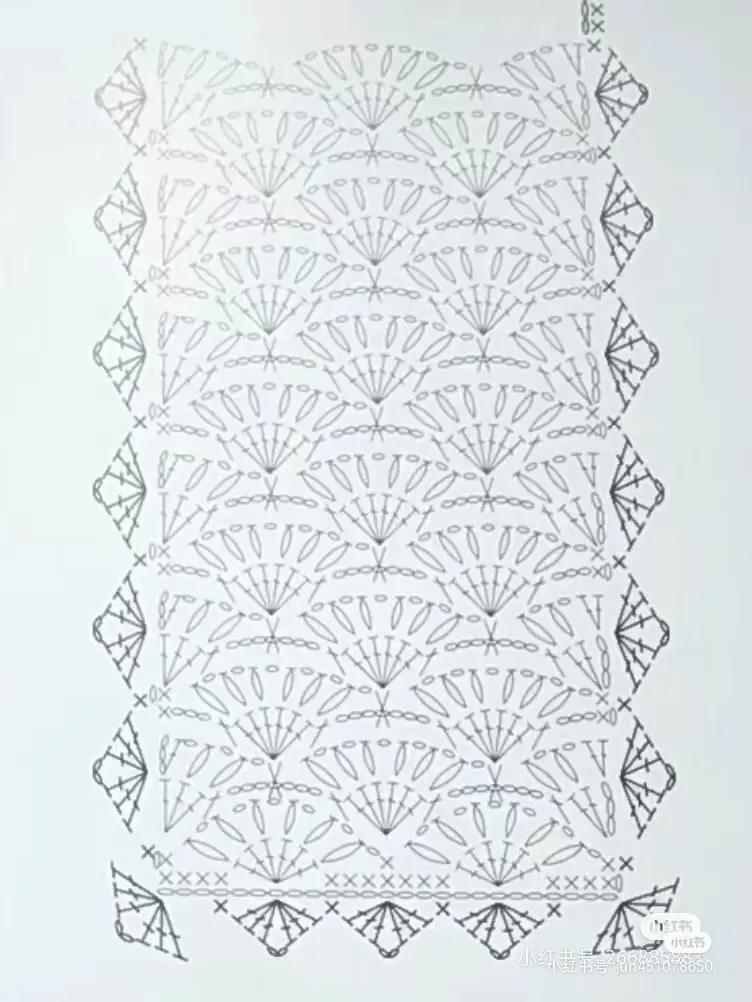 Crochet Fan Stitch Bag Pattern Chart: One Yarn Skein for Five Different Green Handmade Bags