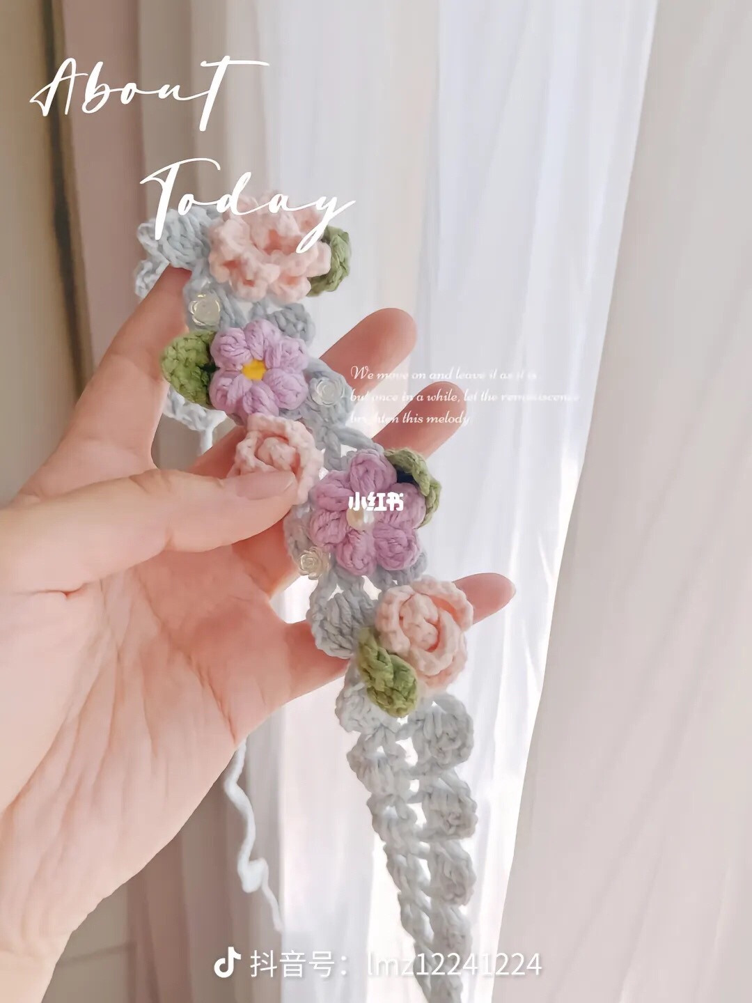 Crochet floral headband with pink and purple flowers tutorial