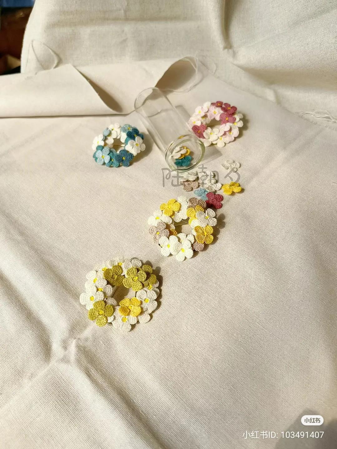 Crochet Flower Brooch and Clover Chart Pattern