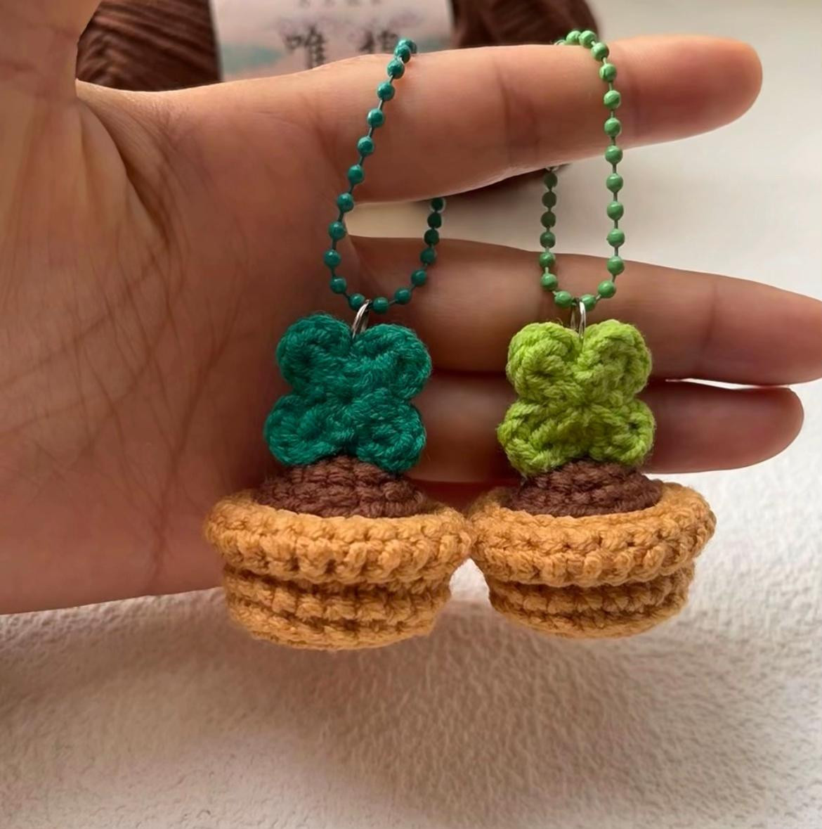 Crochet Four Leaf Clover in Pot Pattern Chart