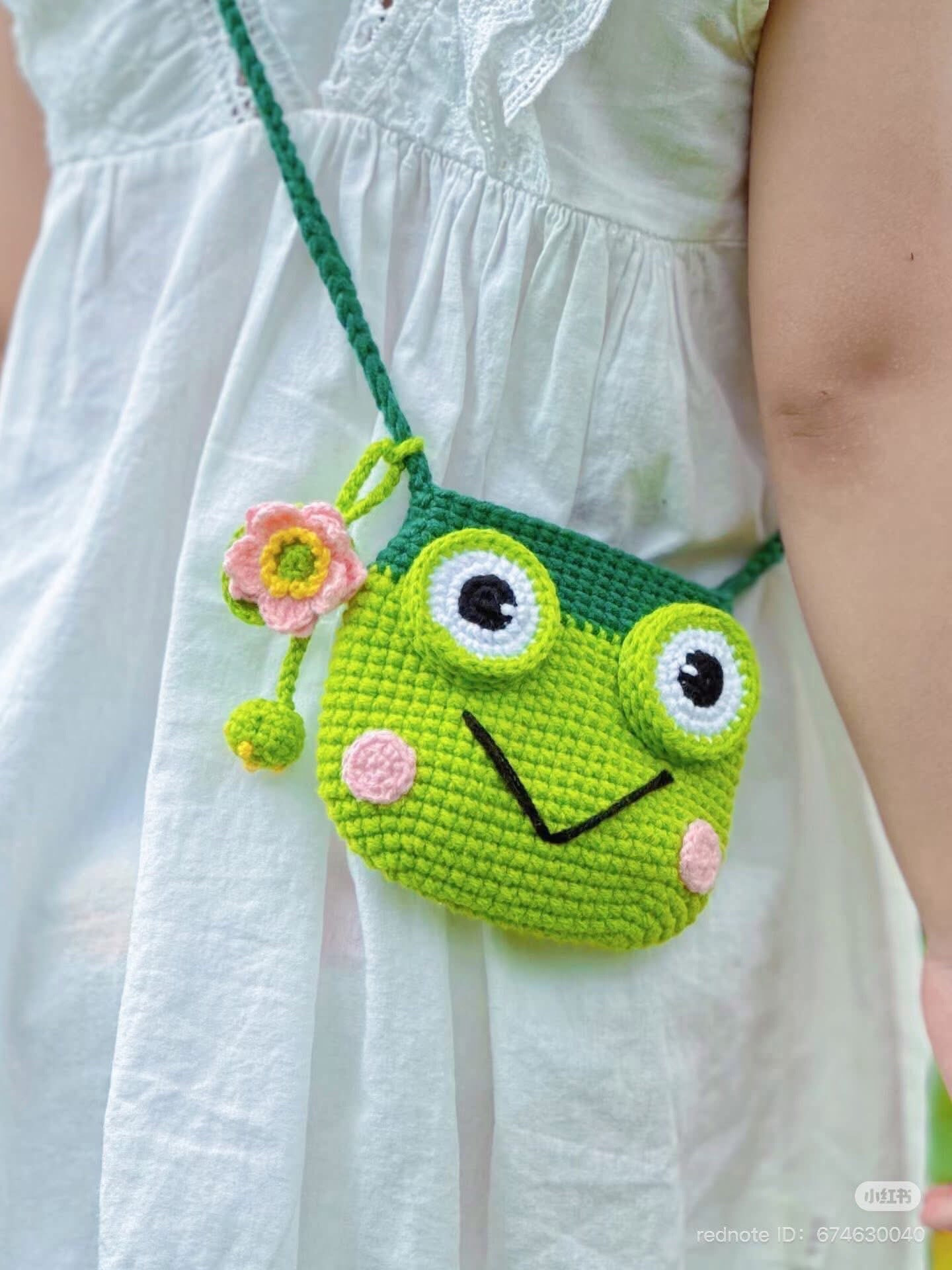 Crochet Frog Bag Pattern with Lotus Flower Charm