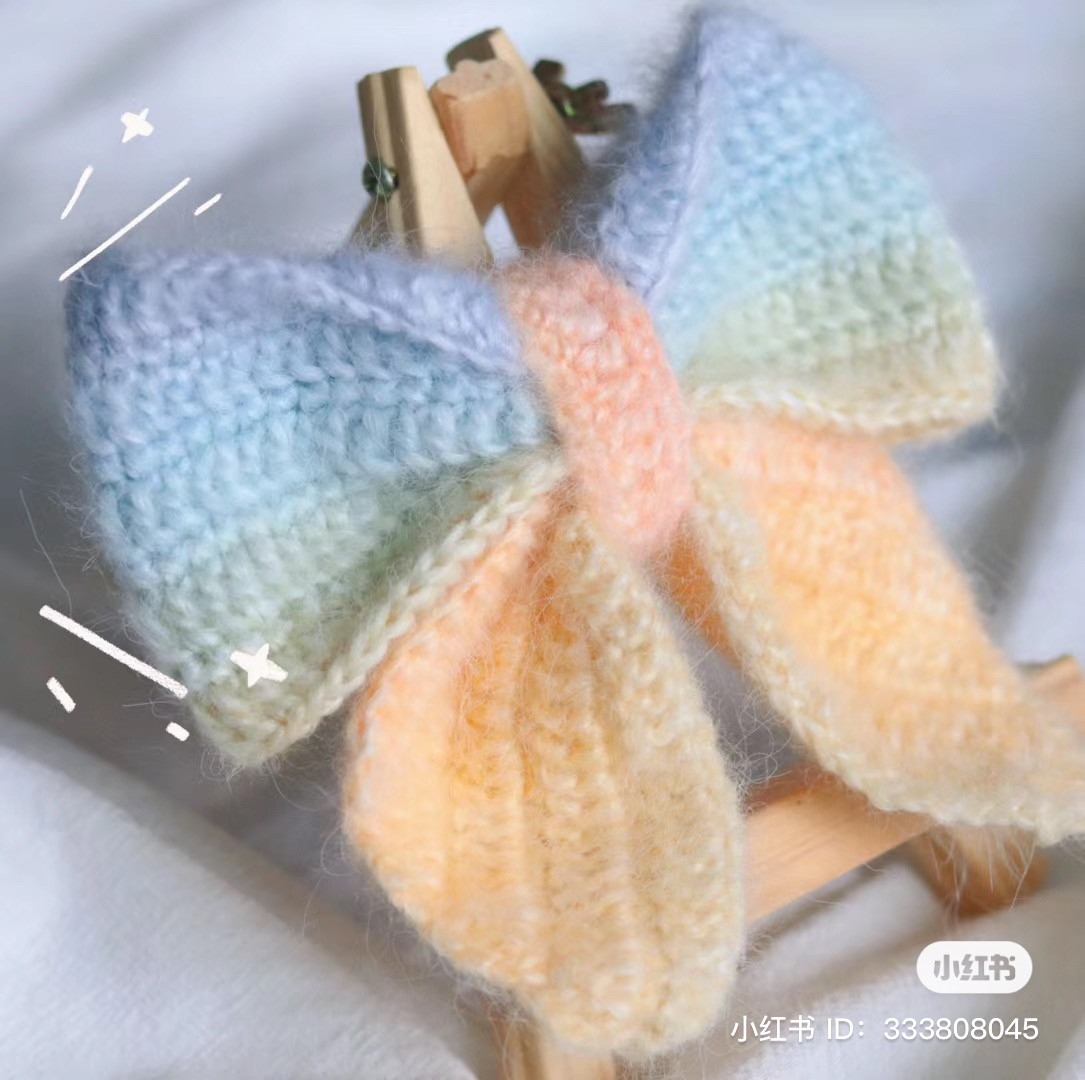 Crochet Giant Bow Hair Clip Pattern with Pearl Edging Tutorial