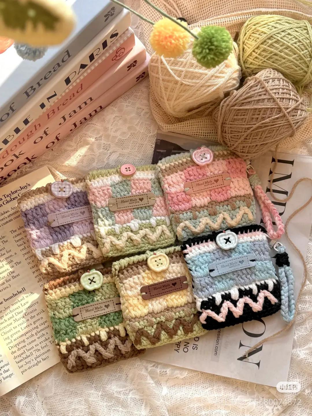 Crochet Gingham Coin Purse Chart by Domin Studio