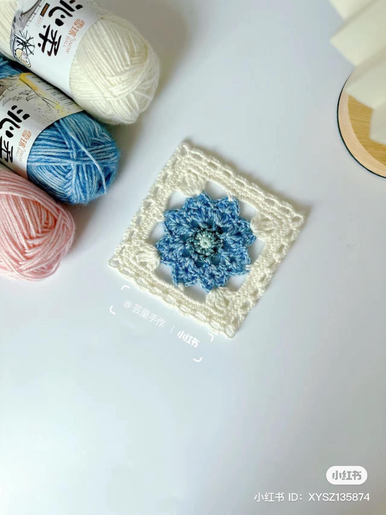 Crochet Granny Square Chart Pattern with Floral Designs and Detailed Instructions