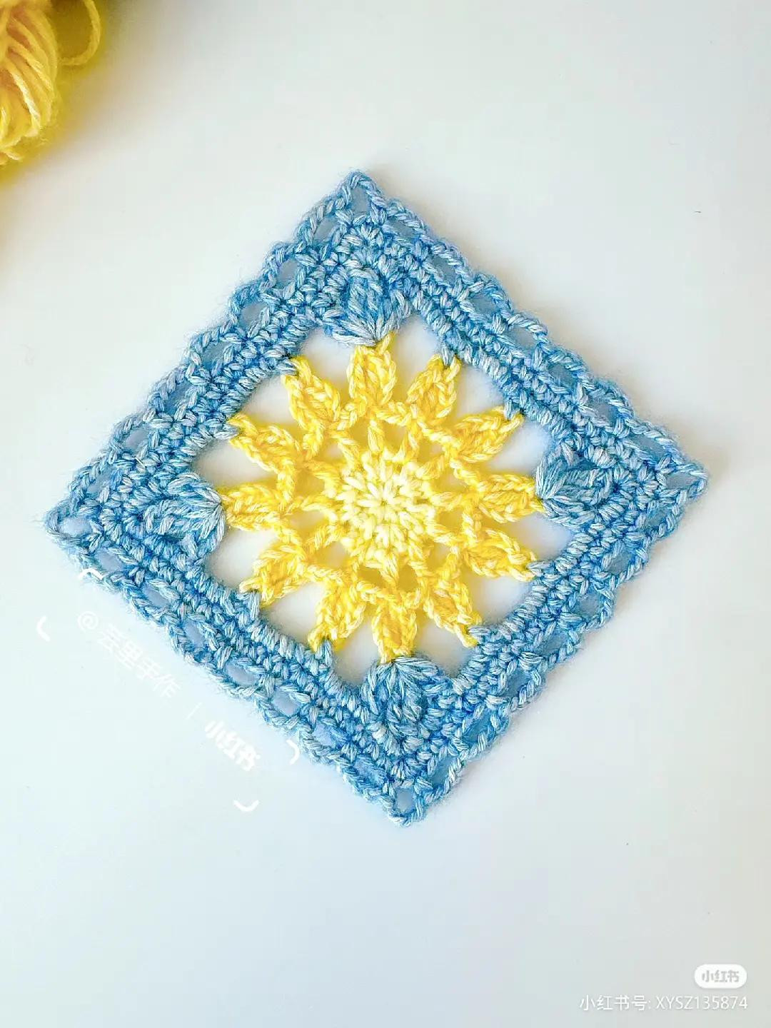 Crochet Granny Square Chart with Japanese Instructions and Colorful Finished Examples