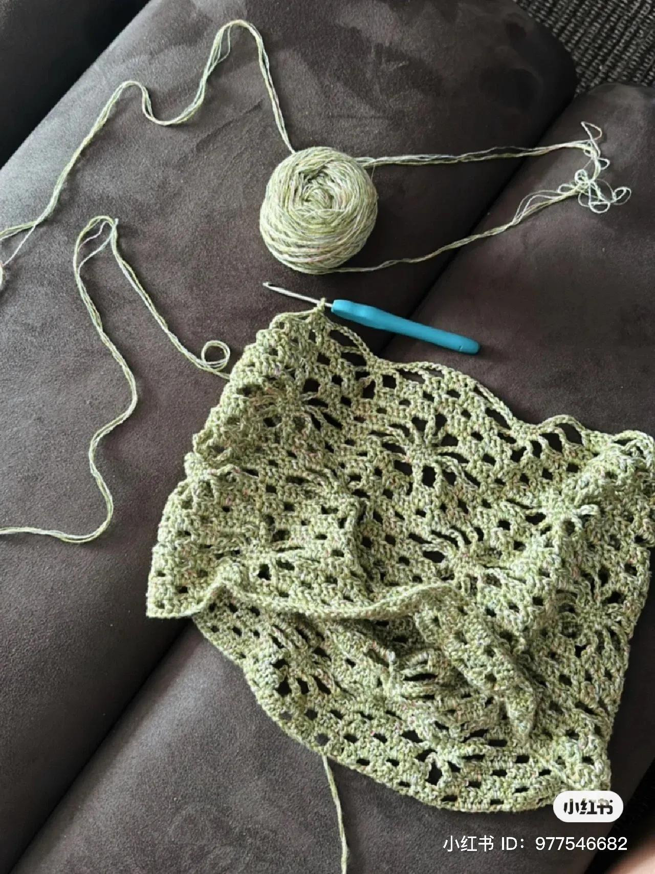 Crochet Green Floral Lace Top with Free Pattern Chart
