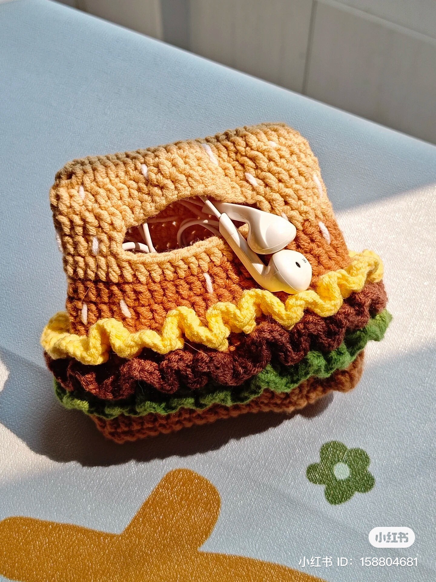 Crochet Hamburger Bag Pattern with Free Chart and Instructions