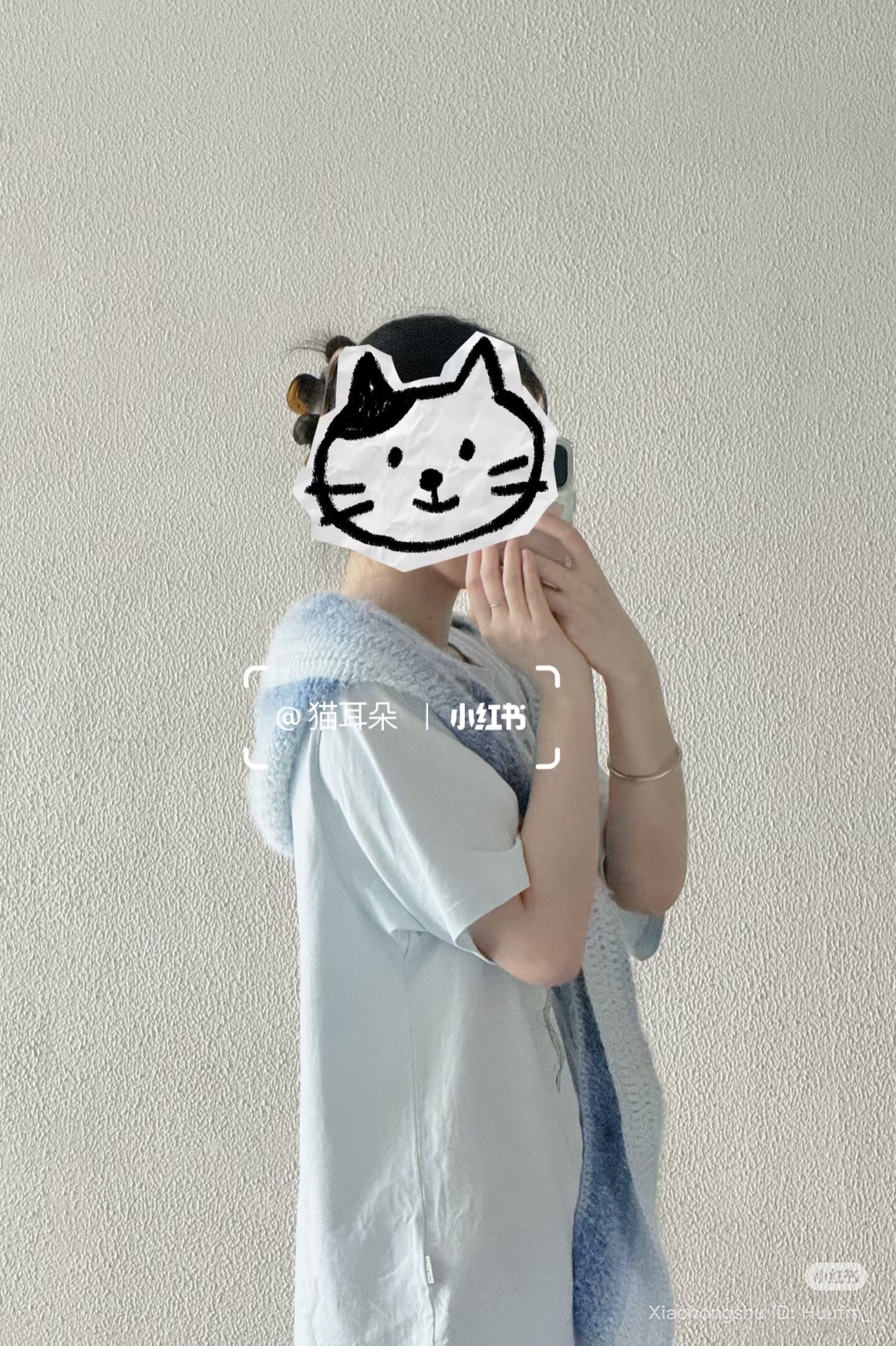 Crochet hooded scarf chart with blue and white stripes