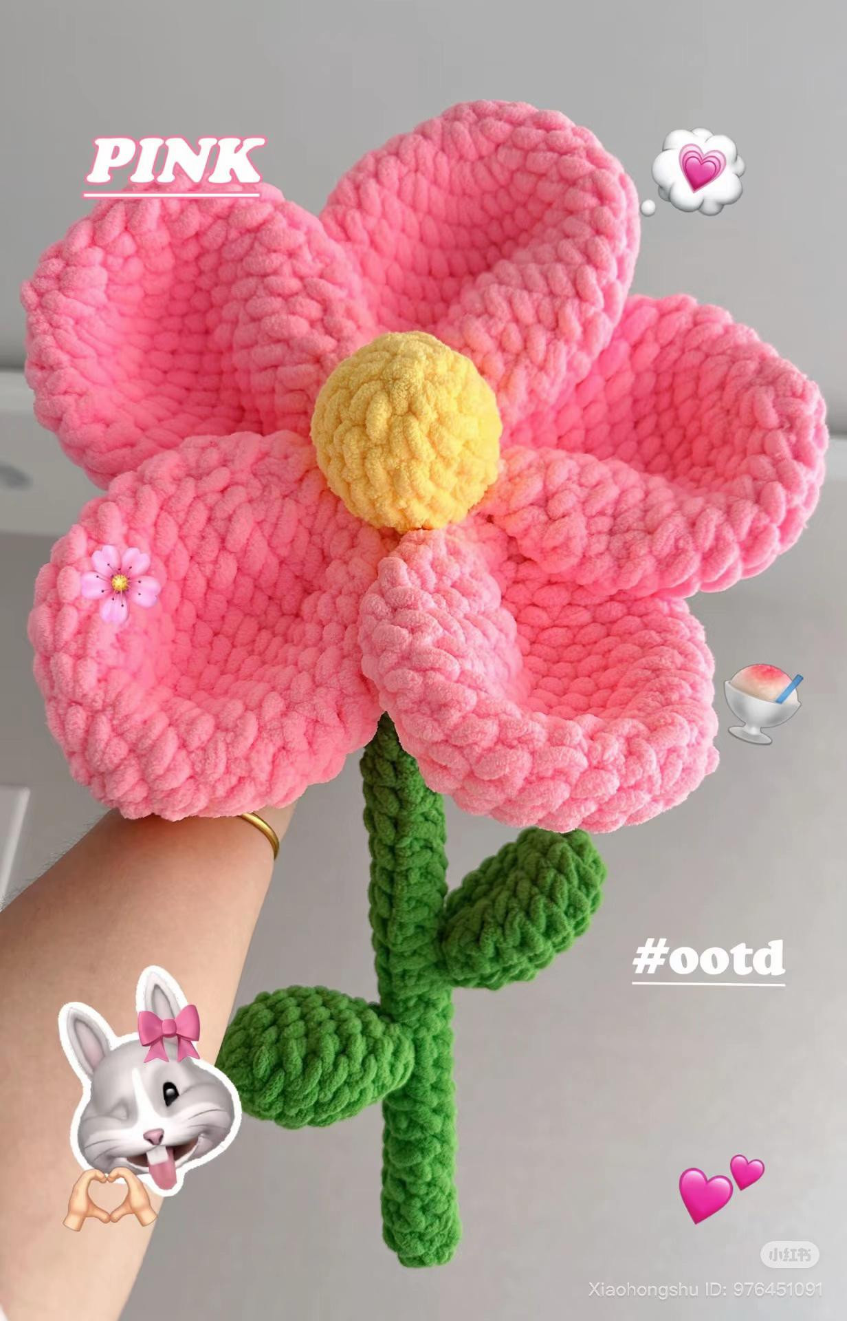 Crochet Jumbo Rose Bouquet Pattern with Amigurumi Doll