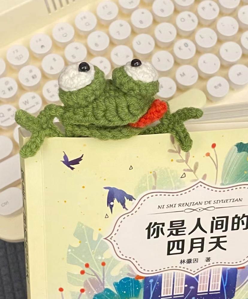 Crochet Kermit Frog Bookmark Pattern Chart