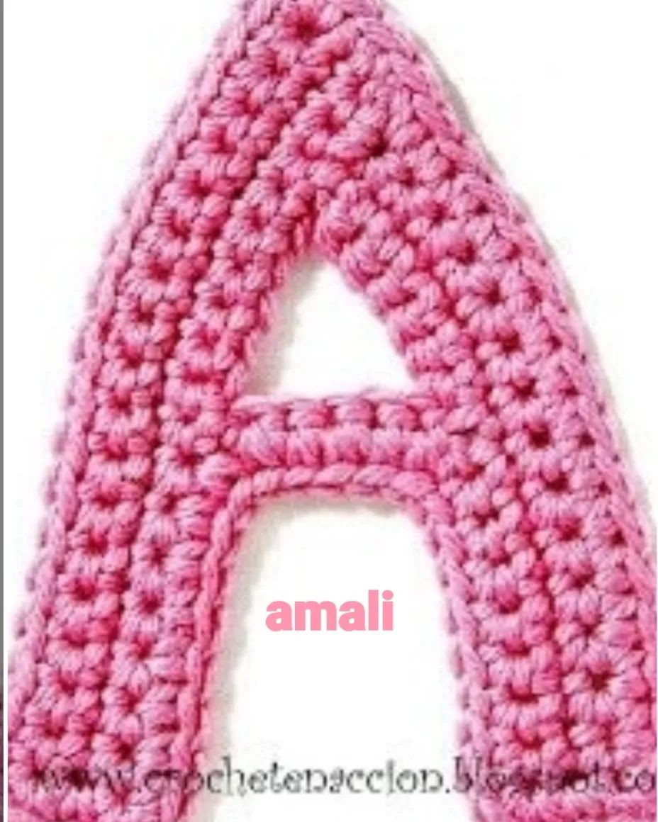 Crochet Letter A Pattern Chart and Finished Examples in Pink and Red Yarn