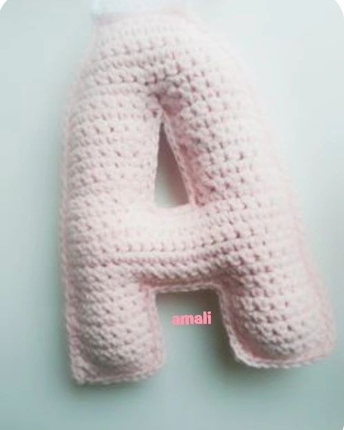 Crochet Letter A Pattern Chart and Finished Examples in Pink and Red Yarn