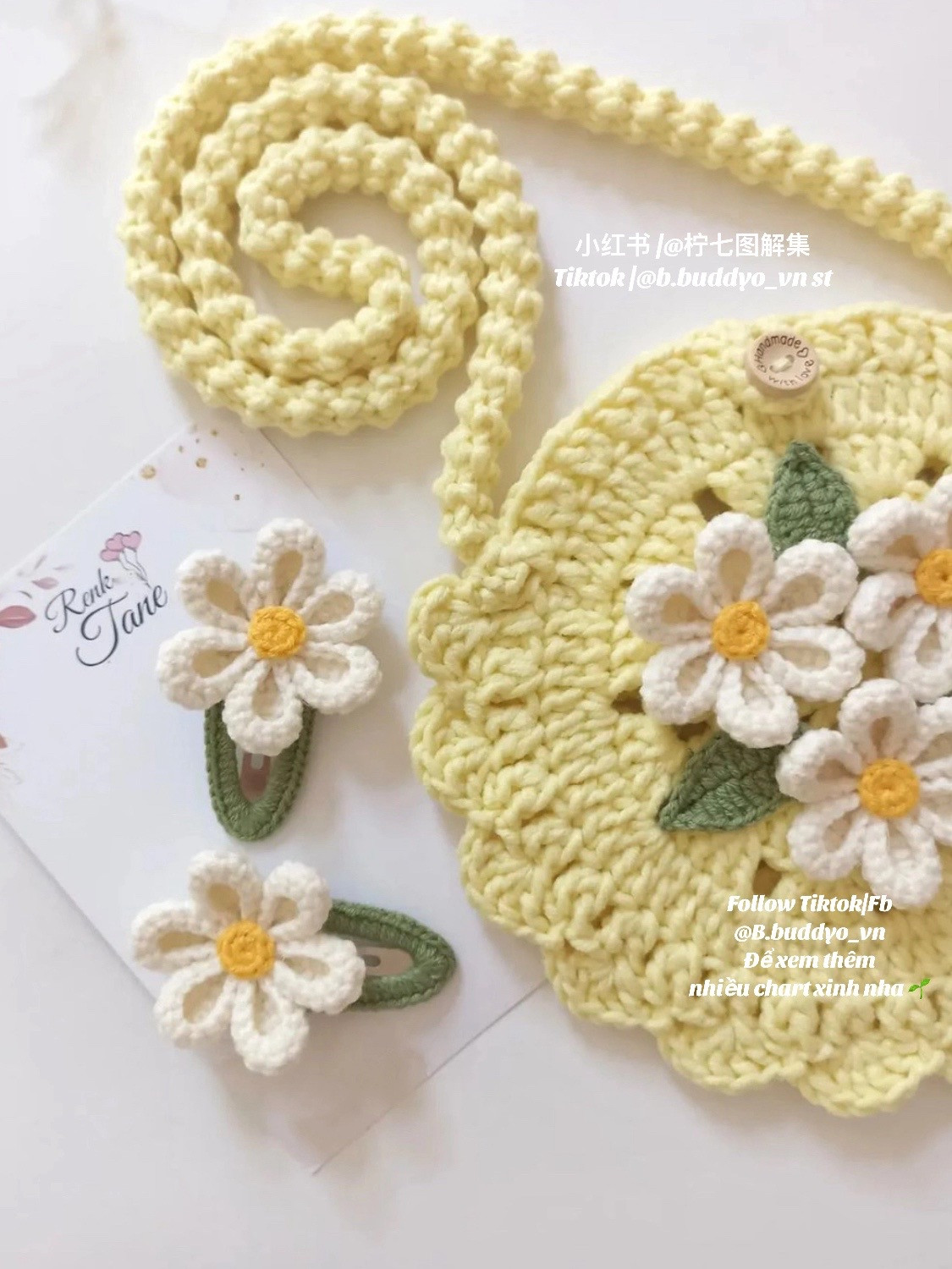 Crochet Little Daisy Hair Clip Pattern and Tutorial