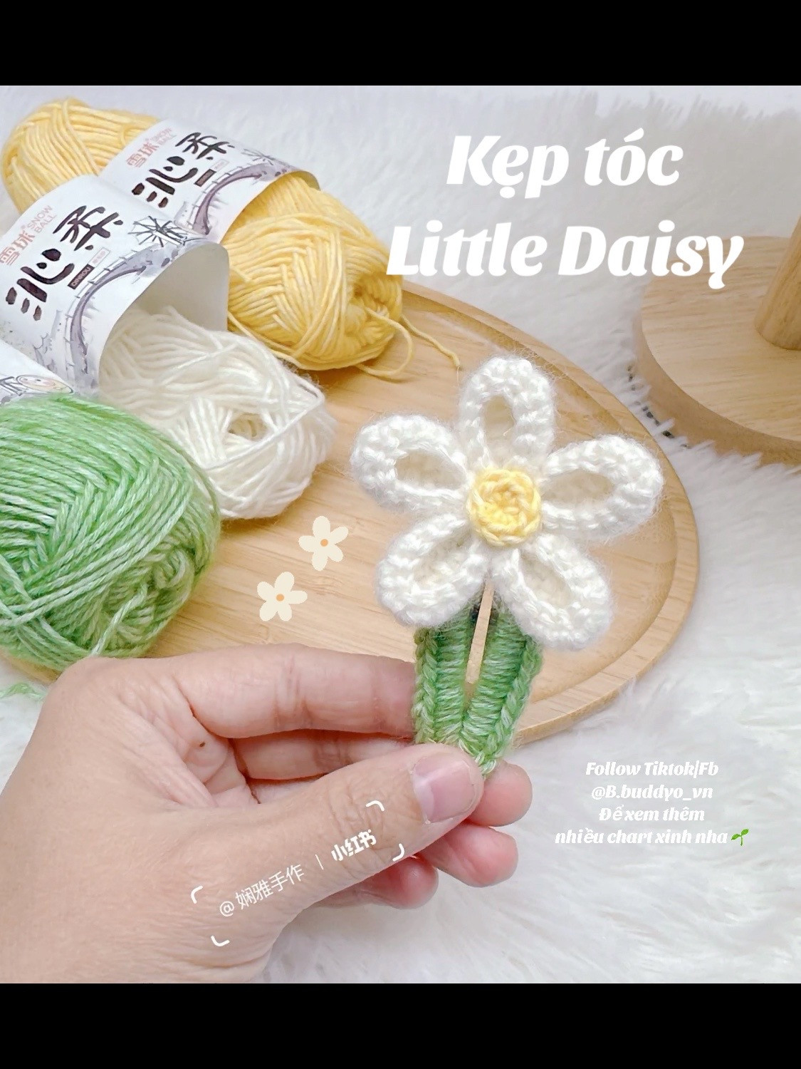 Crochet Little Daisy Hair Clip Pattern and Tutorial