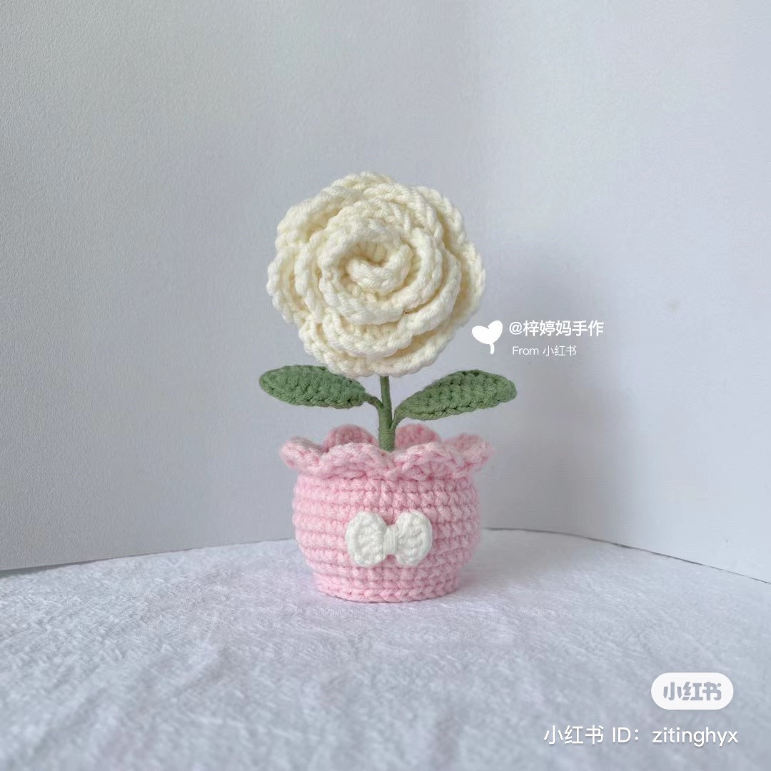 Crochet Lotus and Tulip Flower Pot Pattern Charts
