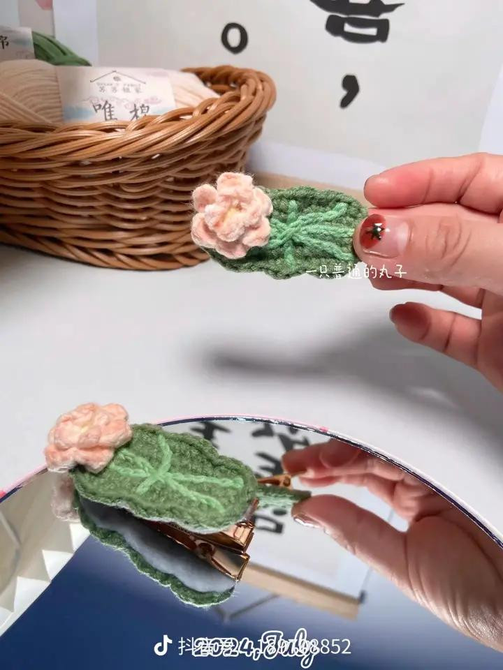 Crochet Lotus Flower Hair Clip Pattern with Green Leaf and Pink Blossom Tutorial