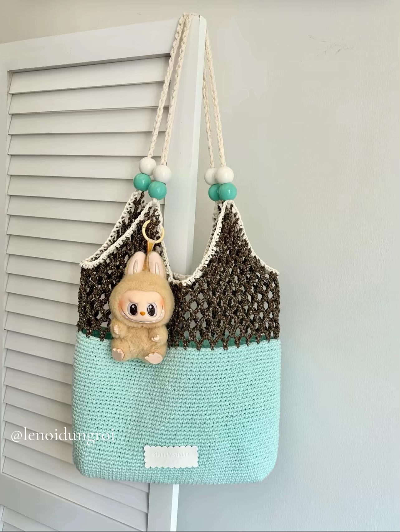 Crochet Mesh Tote Bag Pattern Chart - Blue and Brown