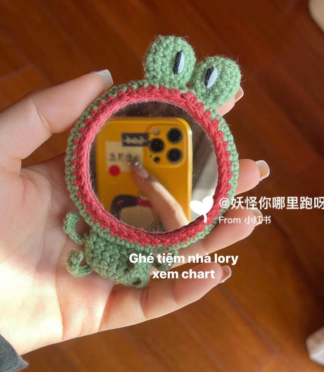 Crochet Mirror Case Pattern: Cute Bear and Frog Designs