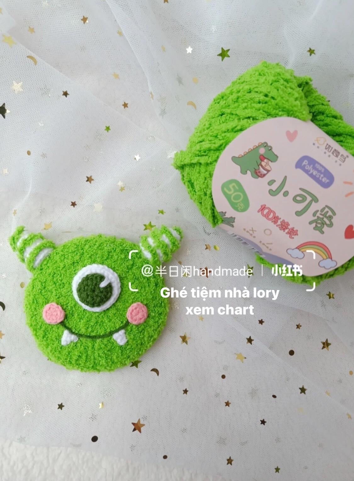 Crochet Mirror Case Pattern: Cute Bear and Frog Designs