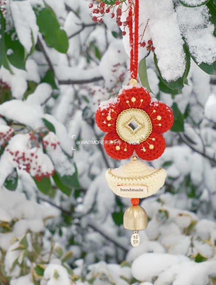 Crochet Money Flower and Ingot Ornament Pattern Chart