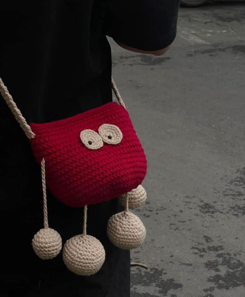 Crochet Monster Bag Pattern: Colorful Rainbow Design with Ball Legs