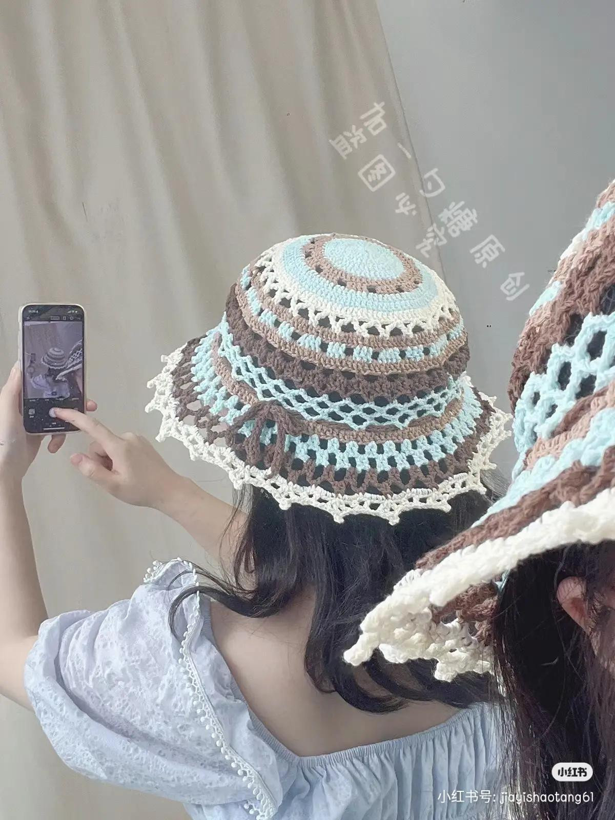 Crochet Moss Cake Hat Tutorial: Free Pattern with Purple and Brown Colorways