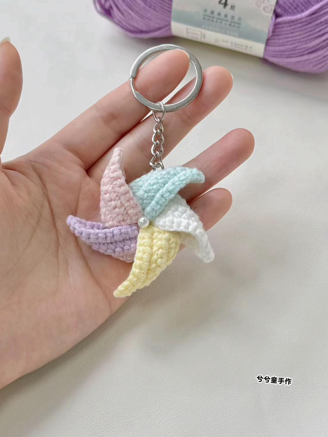 Crochet Pastel Pinwheel Keychain Pattern