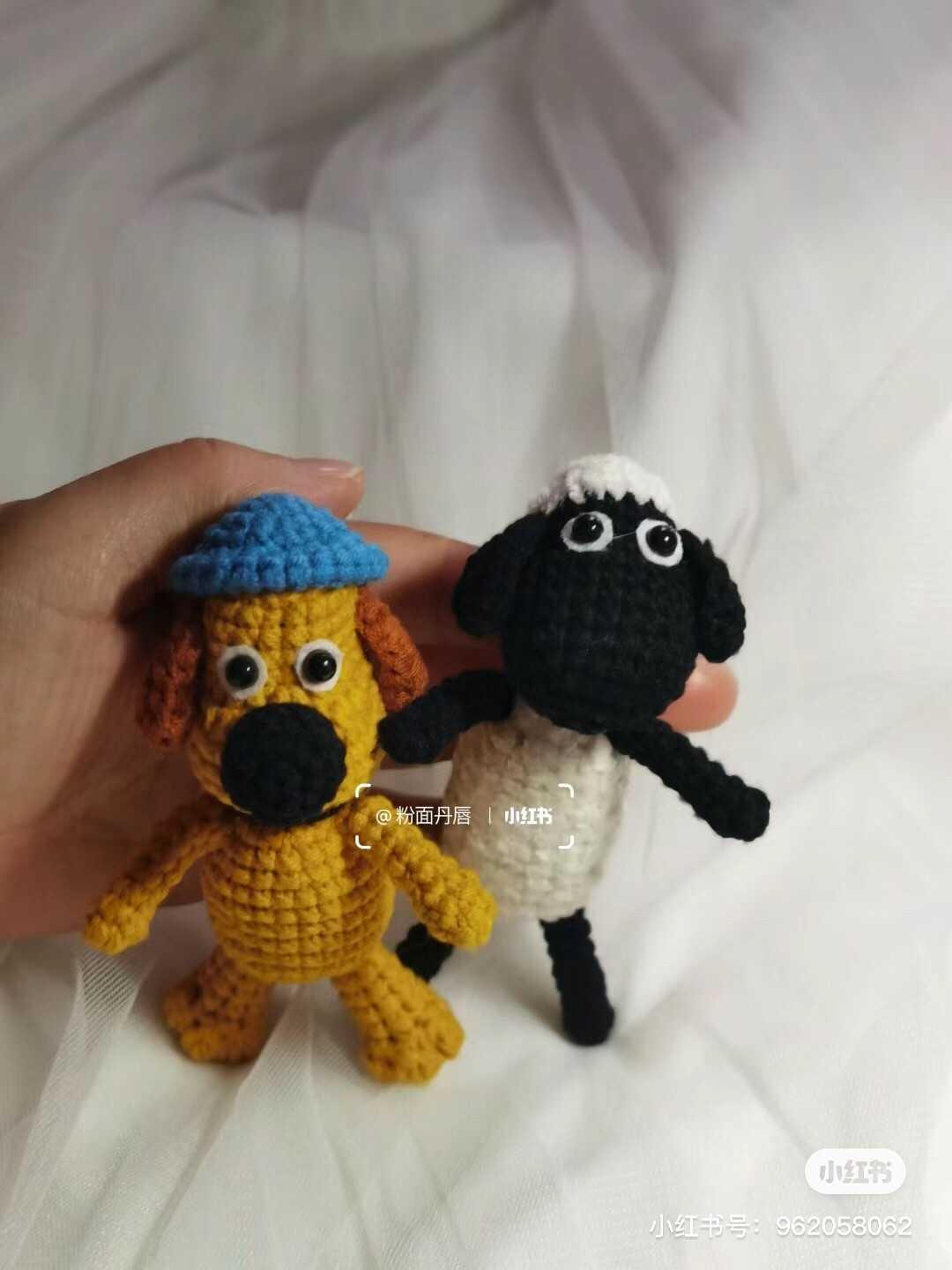 Crochet Pattern Chart for Bitzer and Shaun the Sheep Amigurumi