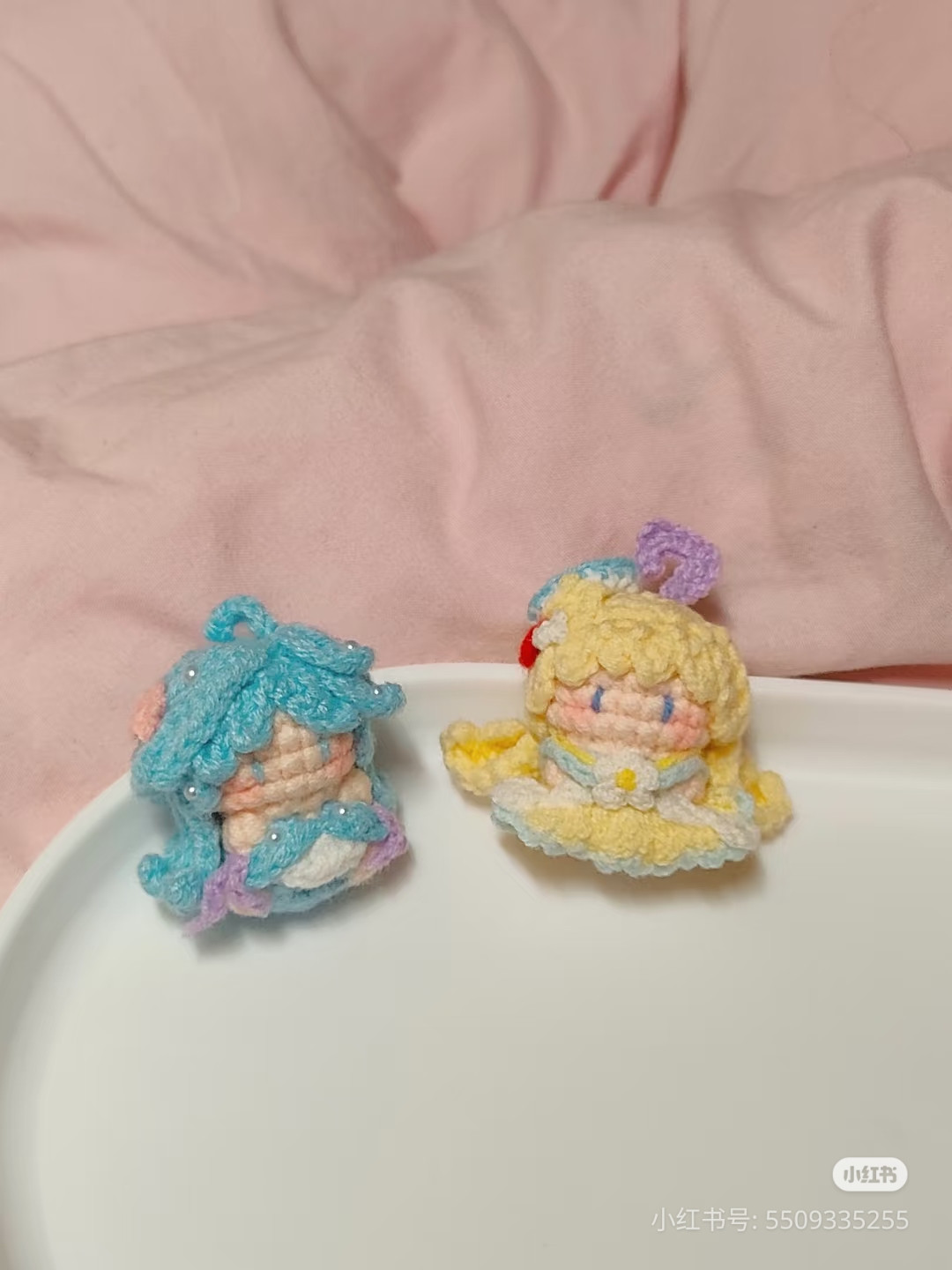 Crochet Pattern Chart for Cute Blue and Yellow Amigurumi Doll Keychains