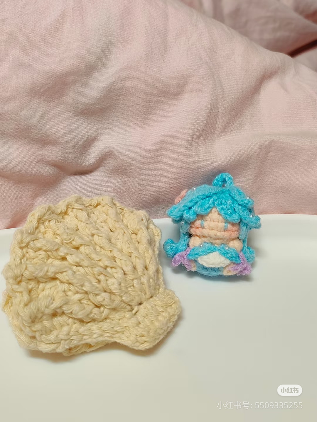 Crochet Pattern Chart for Cute Blue and Yellow Amigurumi Doll Keychains