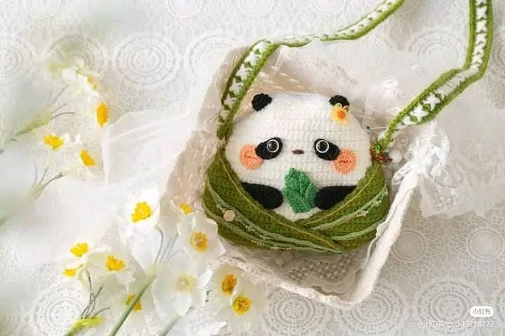 Crochet Pattern: Cute Animal Dumpling Bag with Panda, Rabbit and Deer Designs