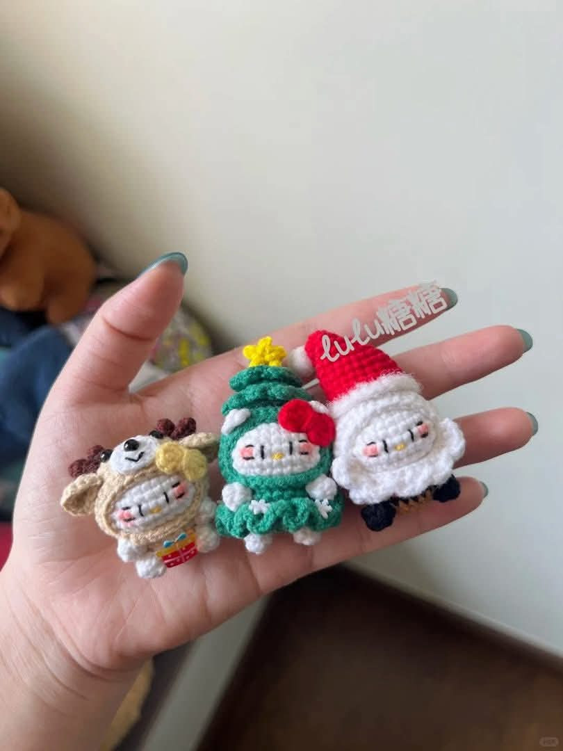 Crochet Pattern: Cute Christmas Deer, Santa & Tree Amigurumi Dolls