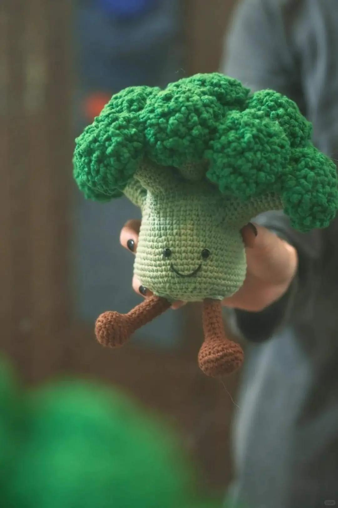 Crochet Pattern: Cute Green Broccoli Amigurumi Doll with Face and Legs