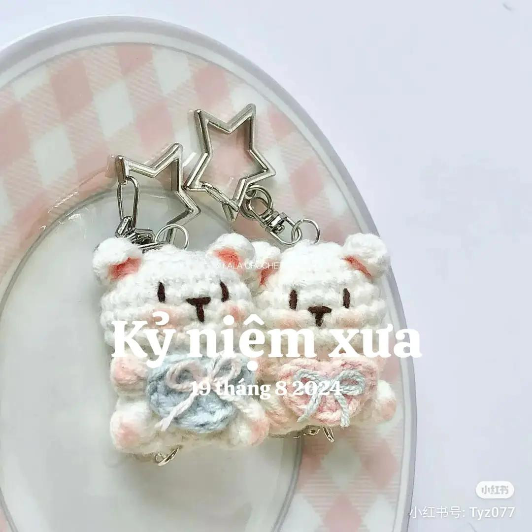 Crochet Pattern: Cute Mini Bear Keychains with Star Clips