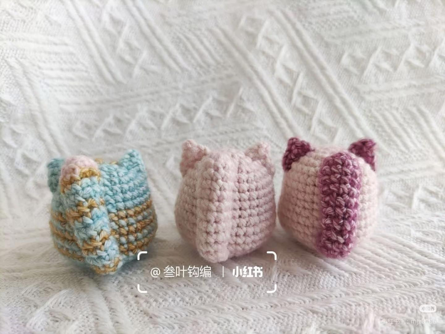 Crochet Pattern: Cute Mini Cat Keychain Amigurumi Tutorial