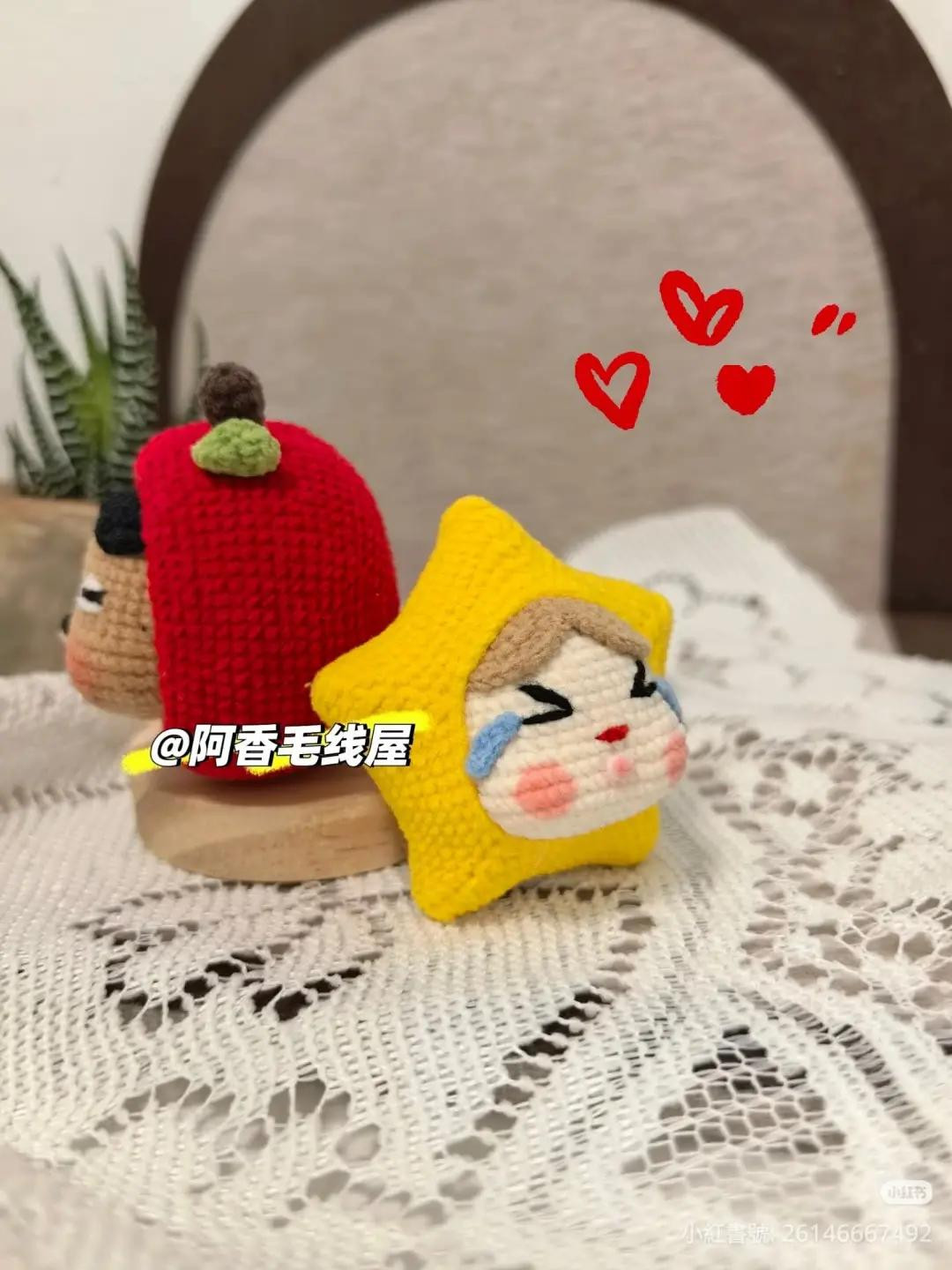 Crochet Pattern: Cute Star and Apple Head Cover Dolls