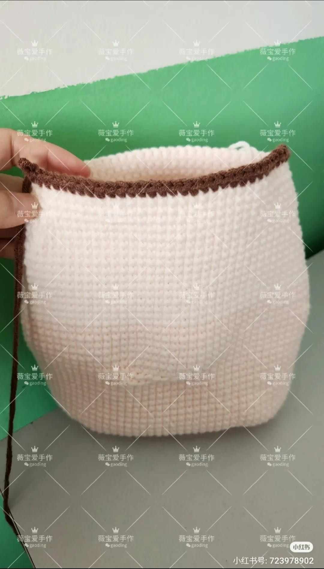 Crochet Pattern for Adorable Character Tissue Box Cover with Brown Hair and Cute Face Design