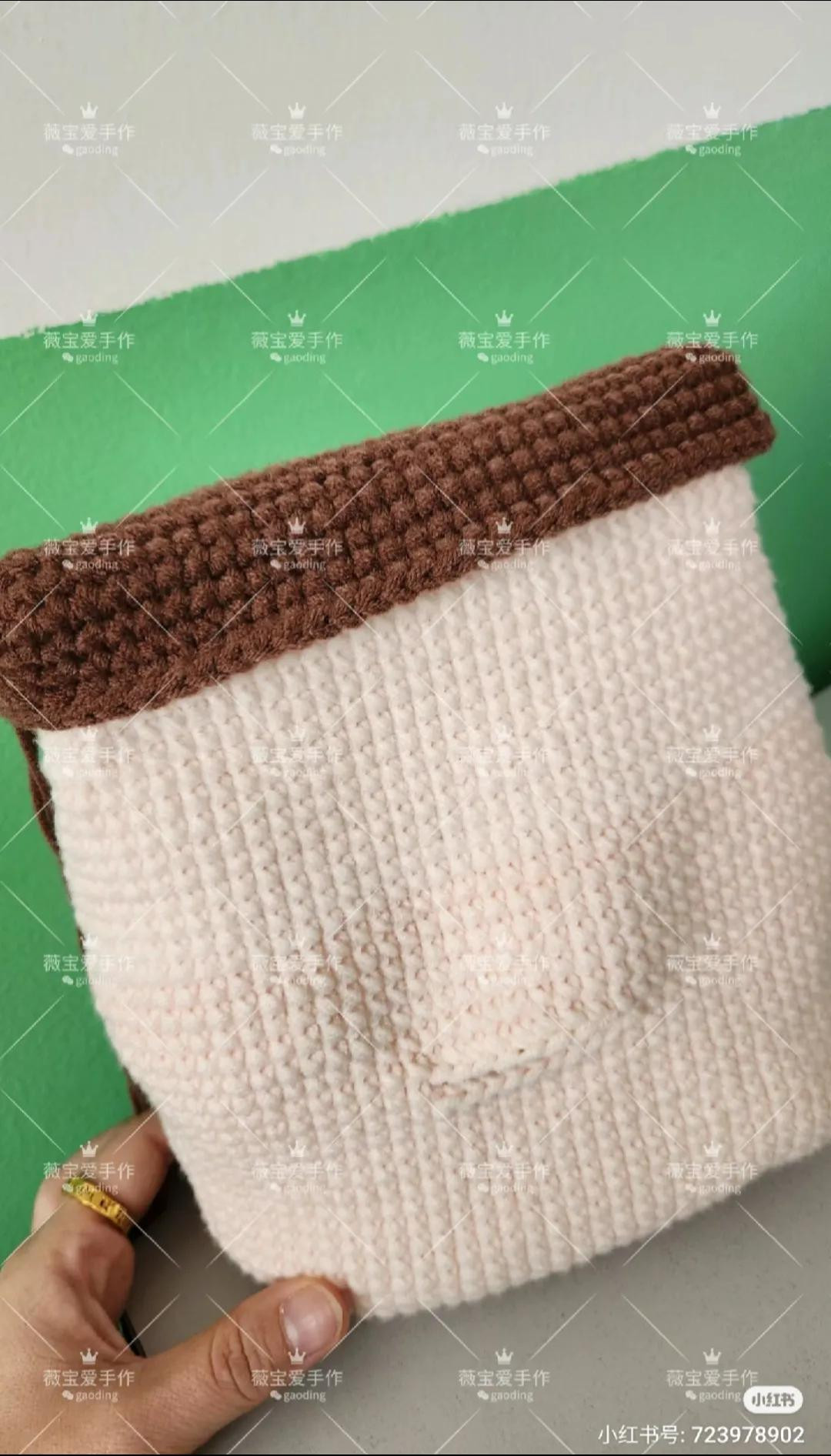 Crochet Pattern for Adorable Character Tissue Box Cover with Brown Hair and Cute Face Design