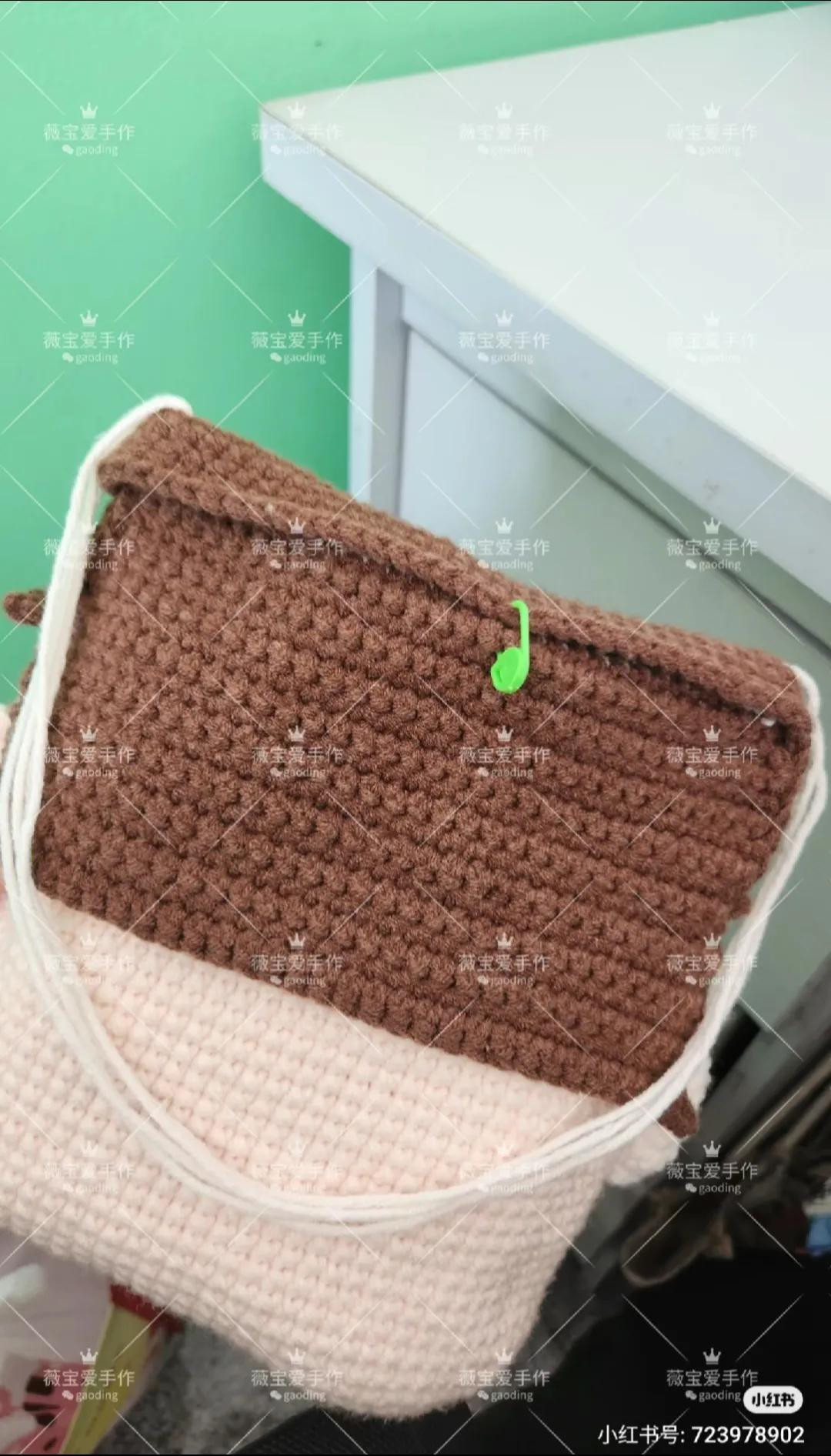 Crochet Pattern for Adorable Character Tissue Box Cover with Brown Hair and Cute Face Design