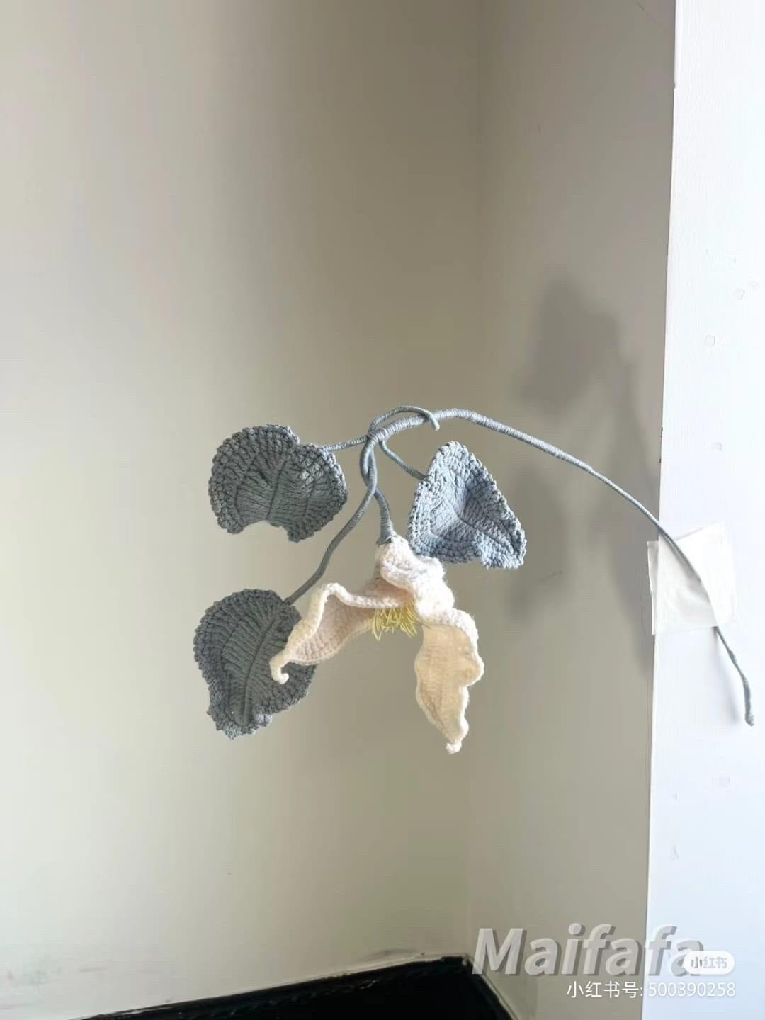 Crochet Pattern for Blue Delphinium and Marguerite Flowers