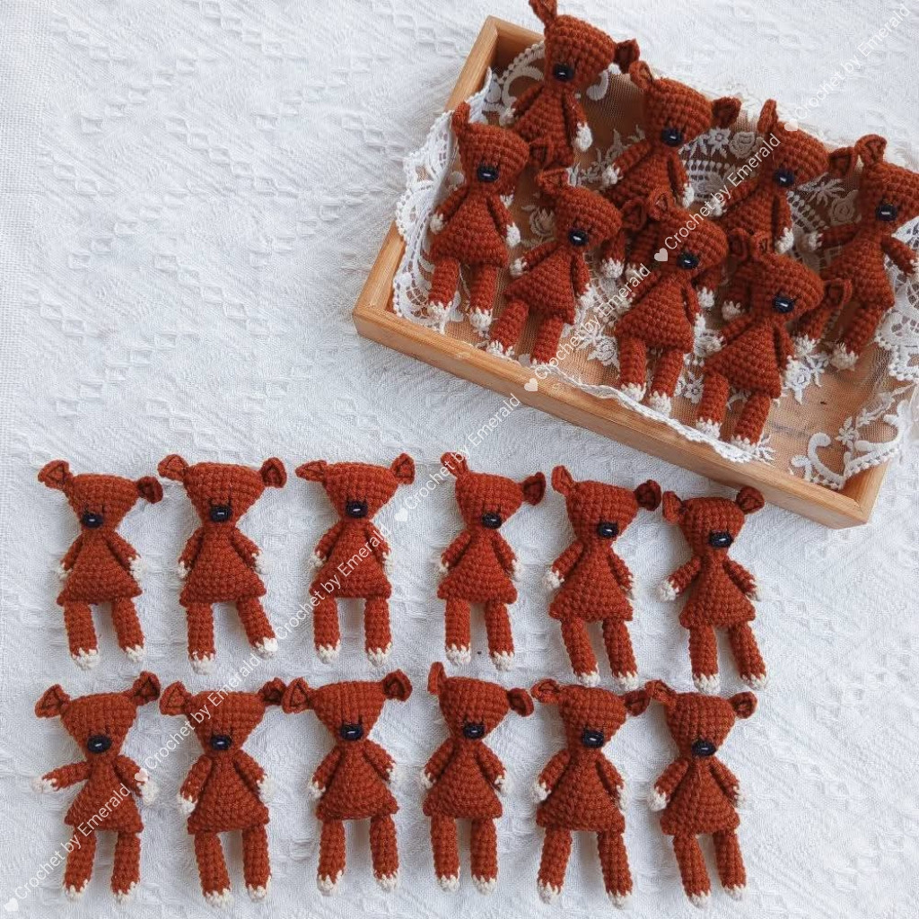 Crochet pattern for brown amigurumi teddy bear