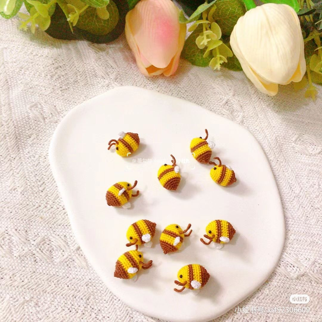 Crochet Pattern for Cute Chick and Pink Duck Amigurumi Dolls