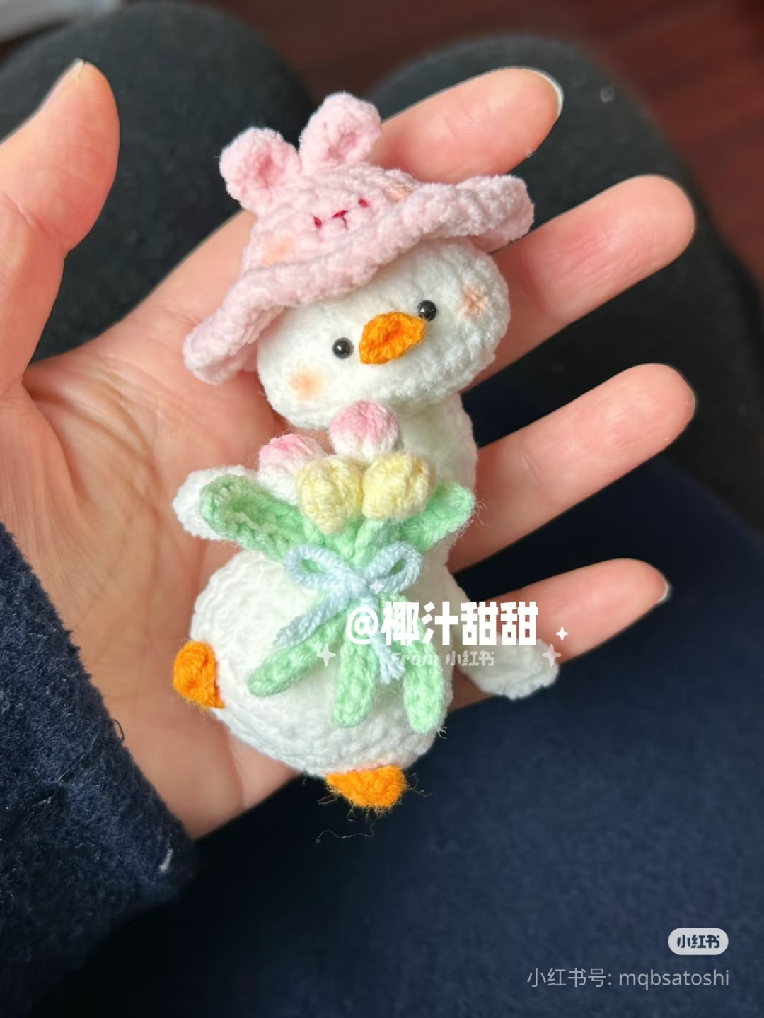 Crochet Pattern for Cute Flower-Holding Goose Doll