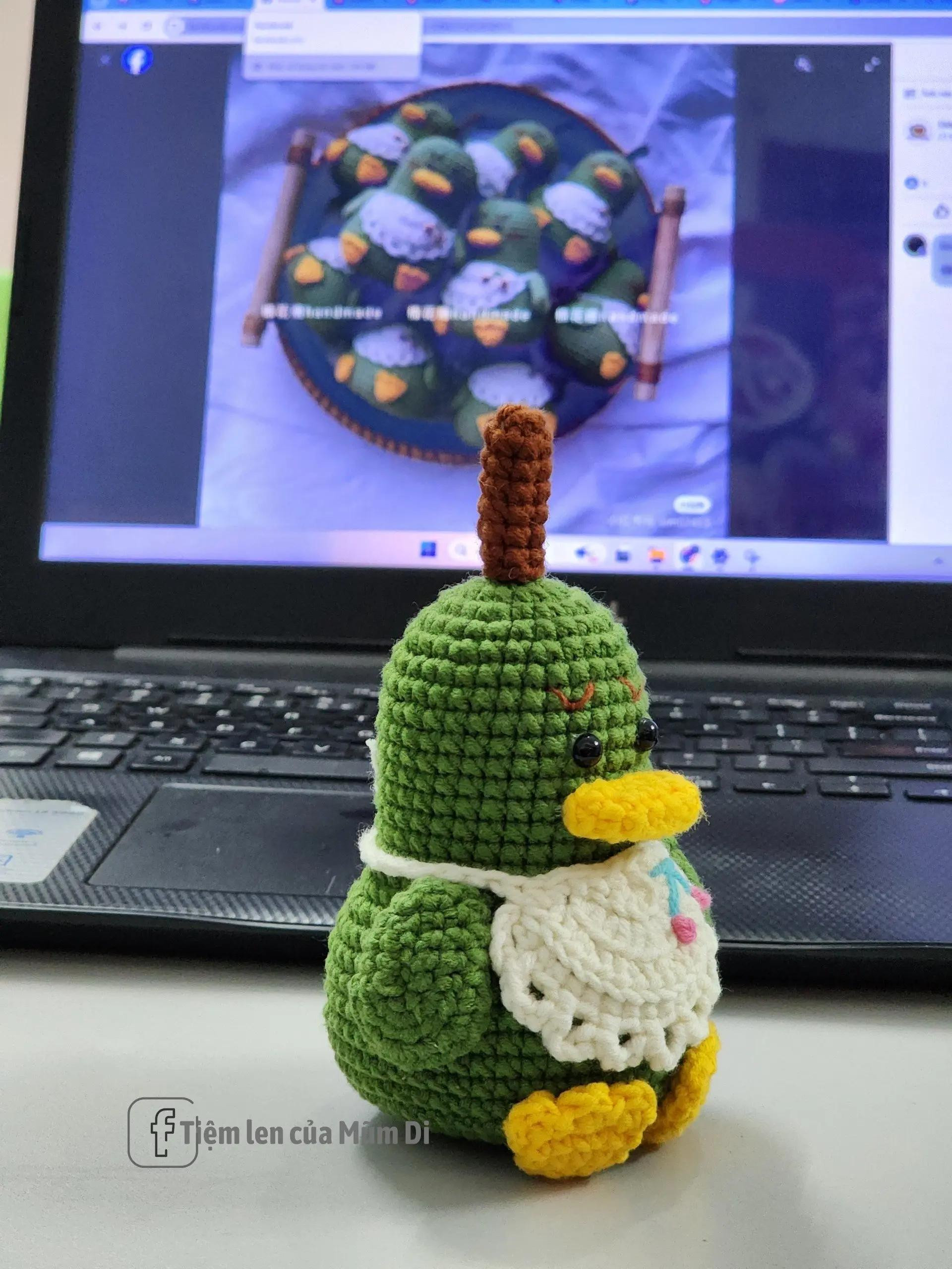 Crochet Pattern for Cute Green Duck Pear Amigurumi with Bib
