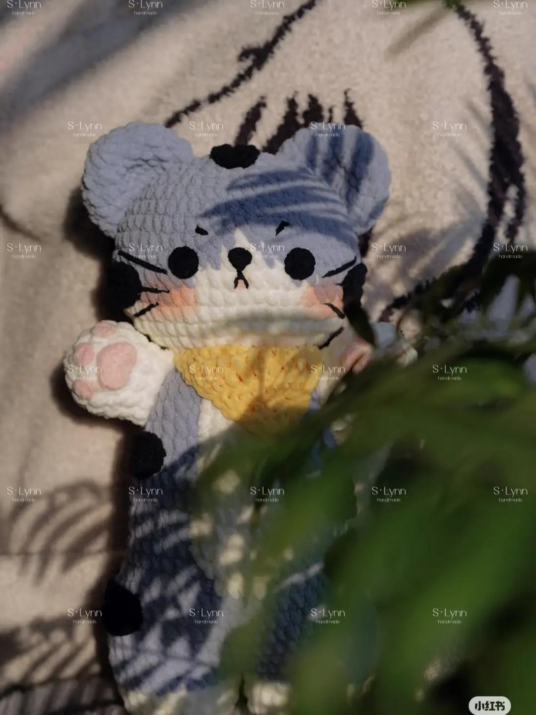Crochet Pattern for Cute Grey Tiger Amigurumi Doll with Yellow Scarf