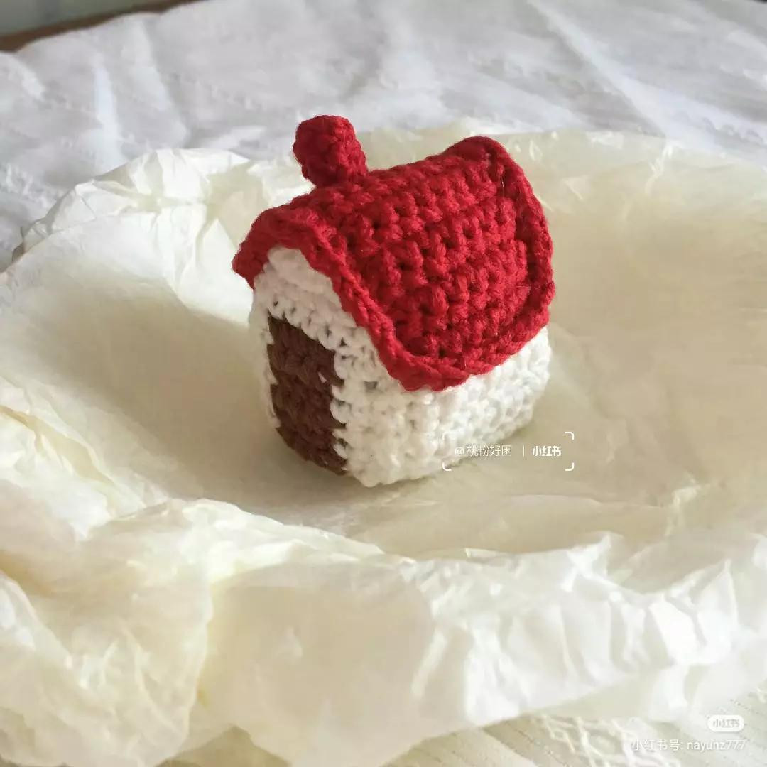 Crochet Pattern for Cute Mini House with Red Roof