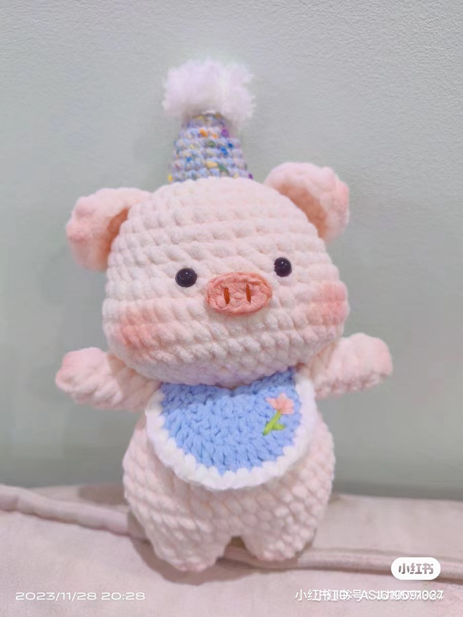 Crochet Pattern for Cute Pig Holding Bubble Tea Doll