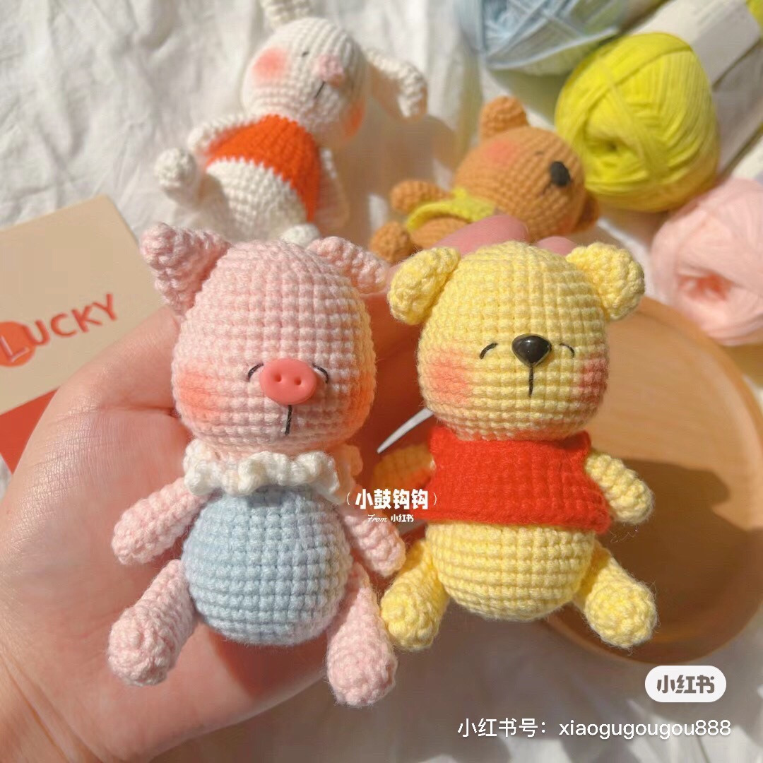 Crochet Pattern for Cute Sleeping Pig and Rabbit Amigurumi Dolls