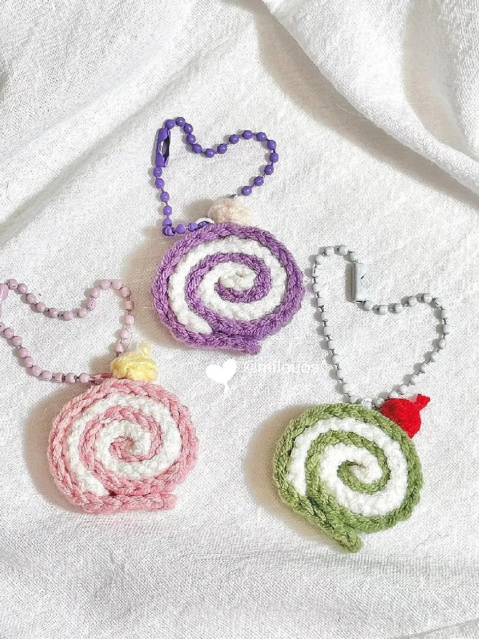 Crochet Pattern for Donald Duck and Daisy Duck Mug Cozies with Detailed Instructions