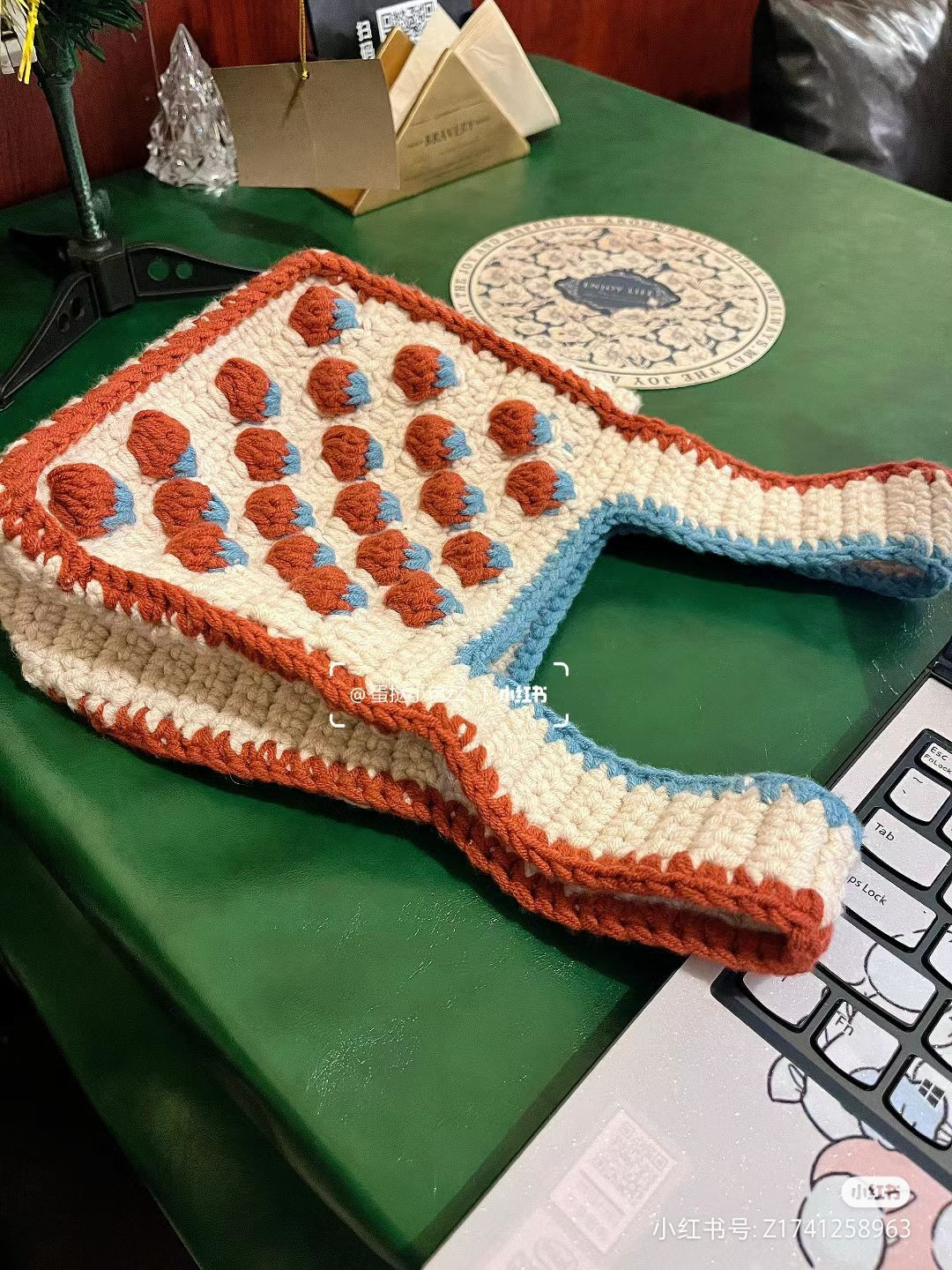 Crochet Pattern for Retro Strawberry Bento Bag